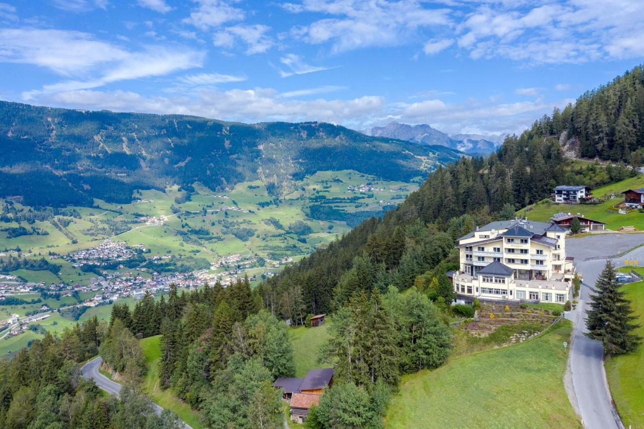 Wellness Aparthotel Panorama Alpin - Ferienwohnungen Jerzens Im Pitztal Exterior foto